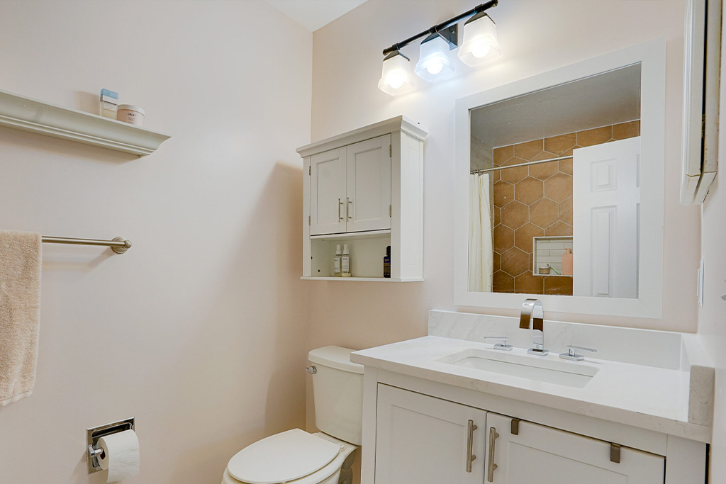 Choosing the Right Bathroom Remodeling Contractor in Ashburn, VA